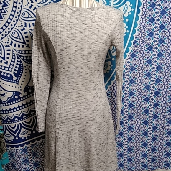 BOGO🌺 CHARLOTTE RUSSE DRESS - Picture 2 of 2